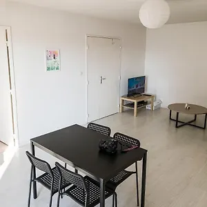 Appart 65 M² 10 Minutes En Bus Au Centre Appartement